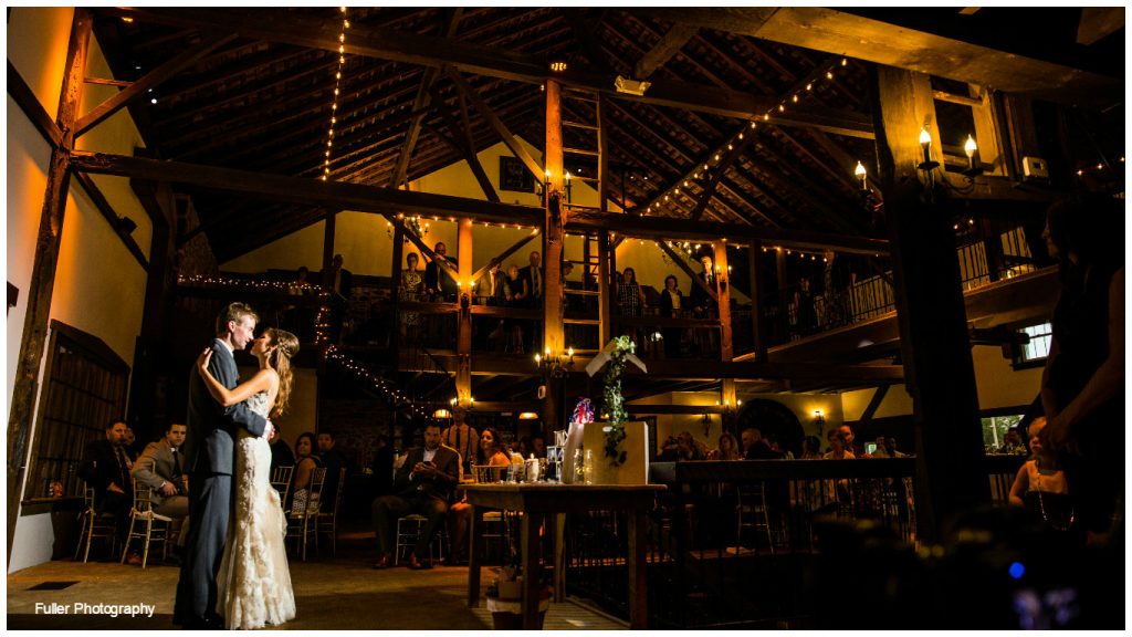 rustic wedding bride and groom first dance