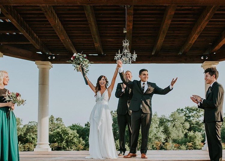 rustic wedding bride and groom