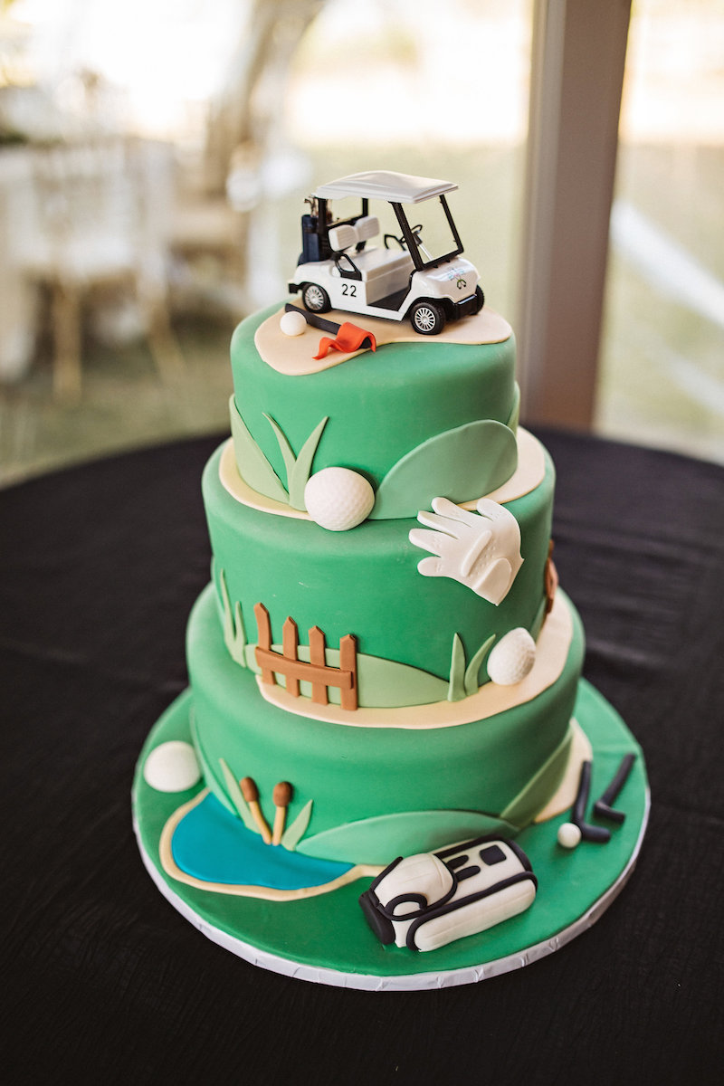 Golfing groom's cake at barn wedding at Spring Creek Ranch in Tennessee